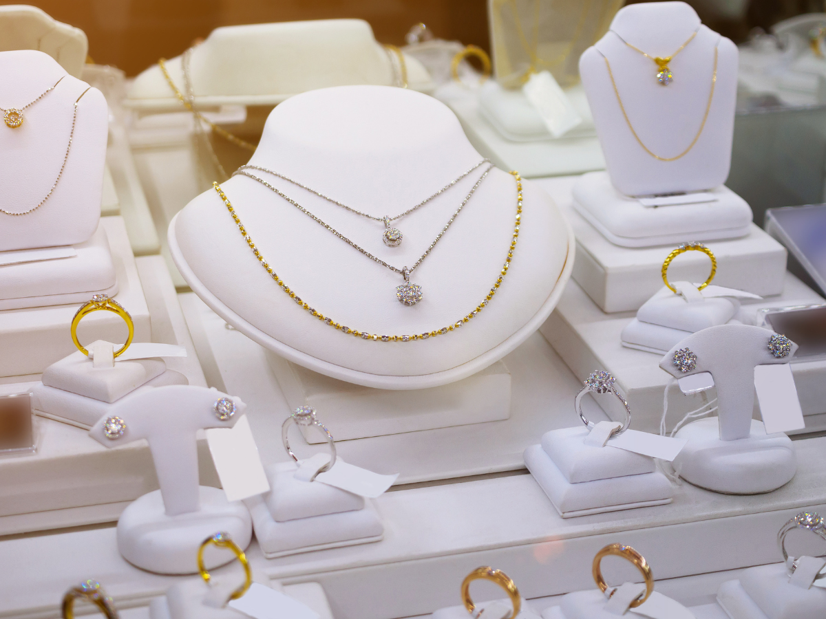 6 Tips for Safely Storing Precious Metals and Gemstones